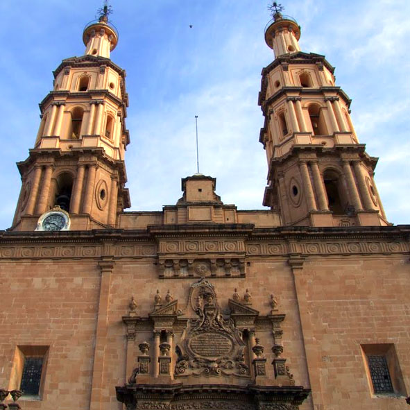 Basílica Catedral de la Madre Santísima de la Luz